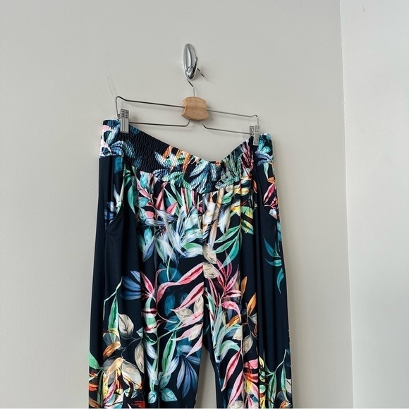 JOSEPH RIBKOFF-Floral Wide Leg Vacation Pants - Picture 4 of 9